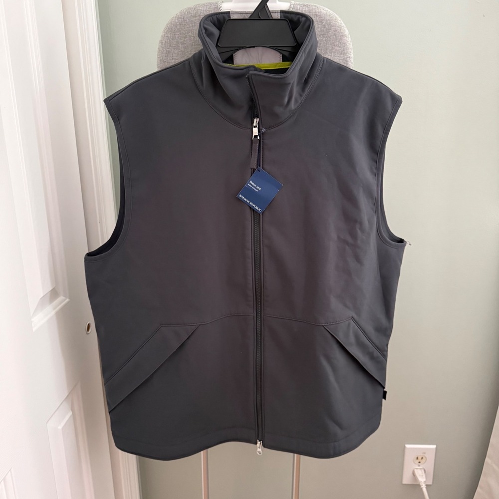 Vintage Banana Republic NWT Y2K Technical Vest L Water Resistant Gorpcore Fall
